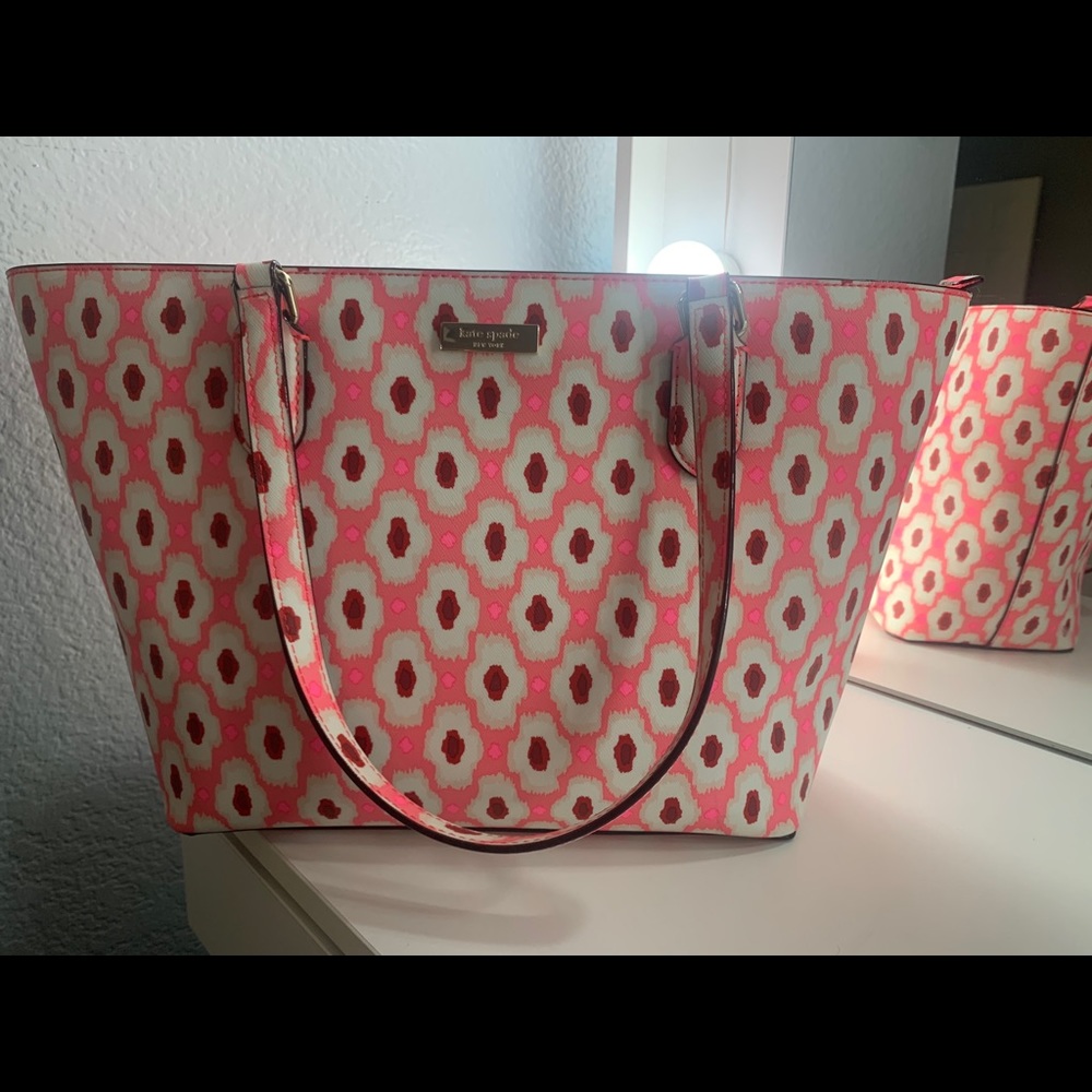 KATE SPADE TOTE ♠️💗